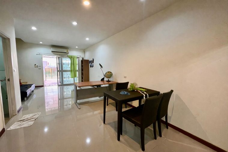 ขายทาวน์โฮม 3 ห้องนอน 160 ตร.ม. 19.4 ตร.ว. วิลเลต ซิตี้ พัฒนาการ