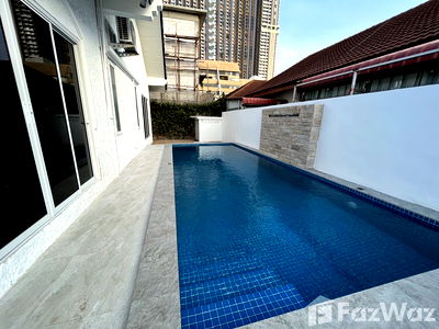 Houses for rent Bang Lamung Chonburi : 3 Bedroom Villa for rent at Casa Jomtien Village 1847926