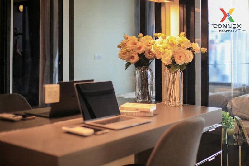 รูป เช่า คอนโด แต่งสวย Life Asoke MRT-เพชรบุรี  บางกะปิ ห้วยขวาง กรุงเทพ CX-01570 ✅ ทักไลน์ @connexproperty ตอบทันที ทีมงานมืออาชีพ ✅ - รูปที่ 2/12