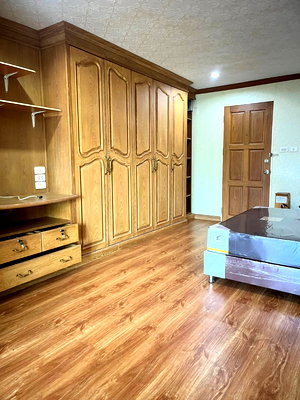 คอนโดให้เช่า : ให้เช่าคอนโดเอกสิน ซอยงามวงศ์วาน 23  