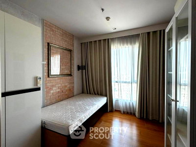 คอนโดให้เช่า : ชั้น 23 ห้องนอน 2 ห้อง Hive Taksin ใกล้ BTS วงเวียนใหญ่ 100 ม. (ID 2689505)