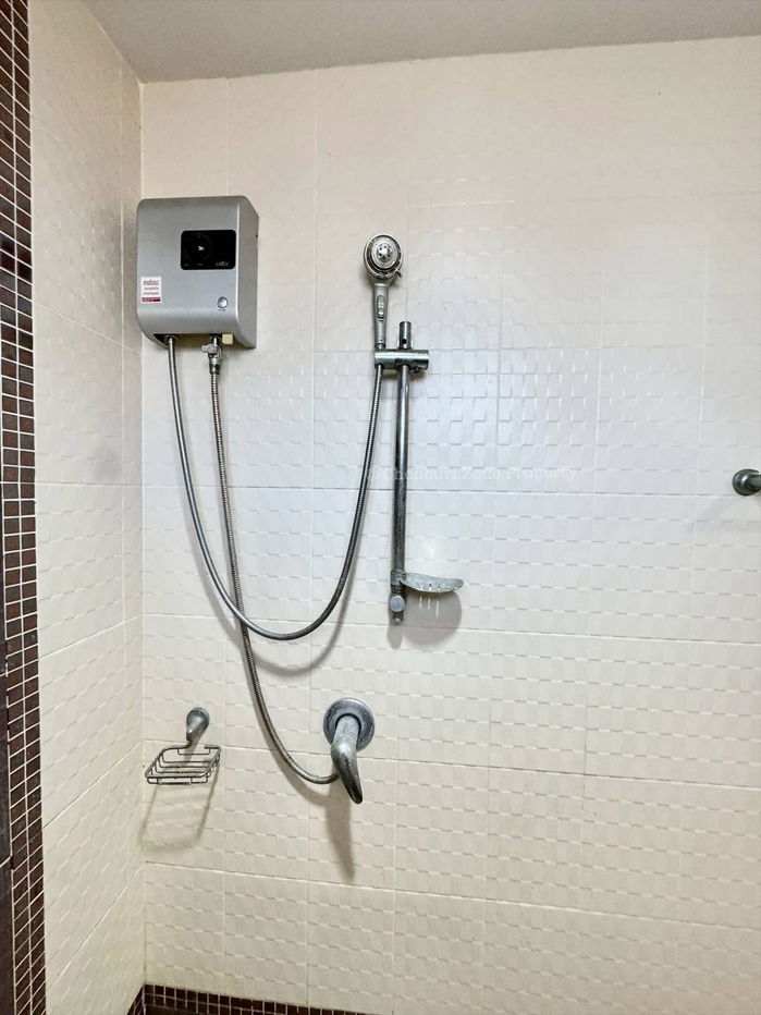 รูป ขายถูกมาก ม.มั่งมีศรีสุข บ้านเดี่ยวหลังใหญ่ 4 นอนใจกลางศรีราชา - รูปที่ 19/20