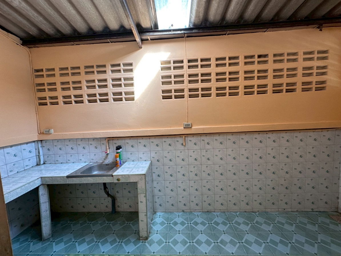 รูป ให้เช่าทาวน์เฮ้าส์ 2 ชั้น หมู่บ้านเลิศอุบล วัชรพล ซอย 17 - รูปที่ 6/11