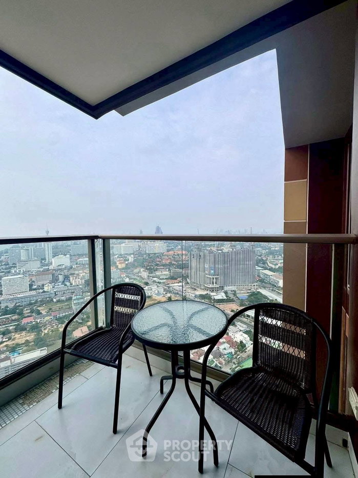 รูป คอนโด 1 ห้องนอน 58th-Floor ขนาด 39 ตร.ม. Copacabana Beach Jomtien (ID 2589557) - รูปที่ 9/10