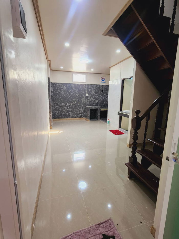 รูป ขายทาวเฮ้าส์รีโนเวทใหม่ทั้งหลังใกล้รถไฟฟ้า - รูปที่ 8/13