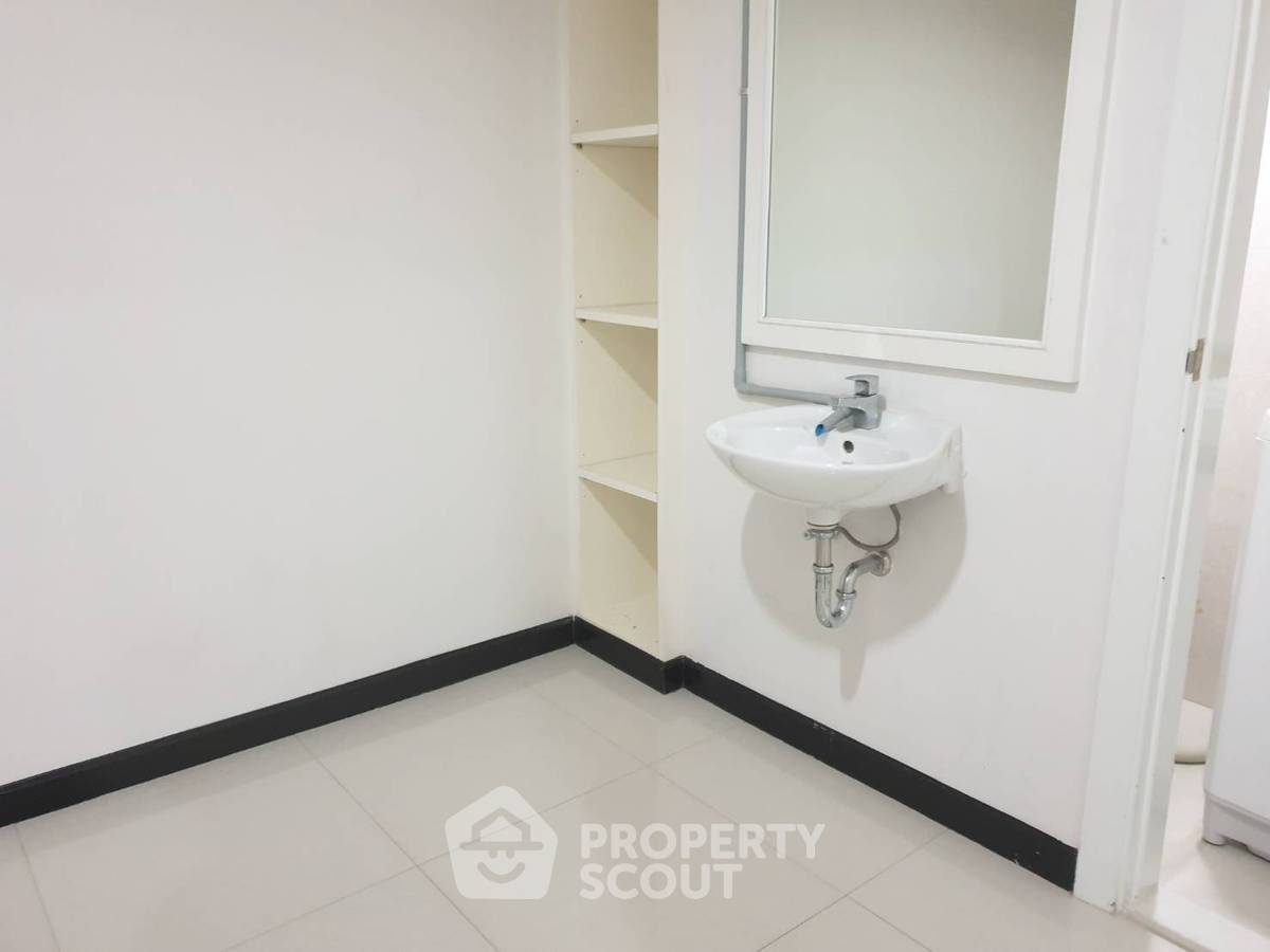 รูป คอนโด 2-ห้องนอน ที่ บ้านสวนเพชร คอนโดมิเนียม ใกล้ BTS พร้อมพงษ์ (ID 2040112) - รูปที่ 19/24