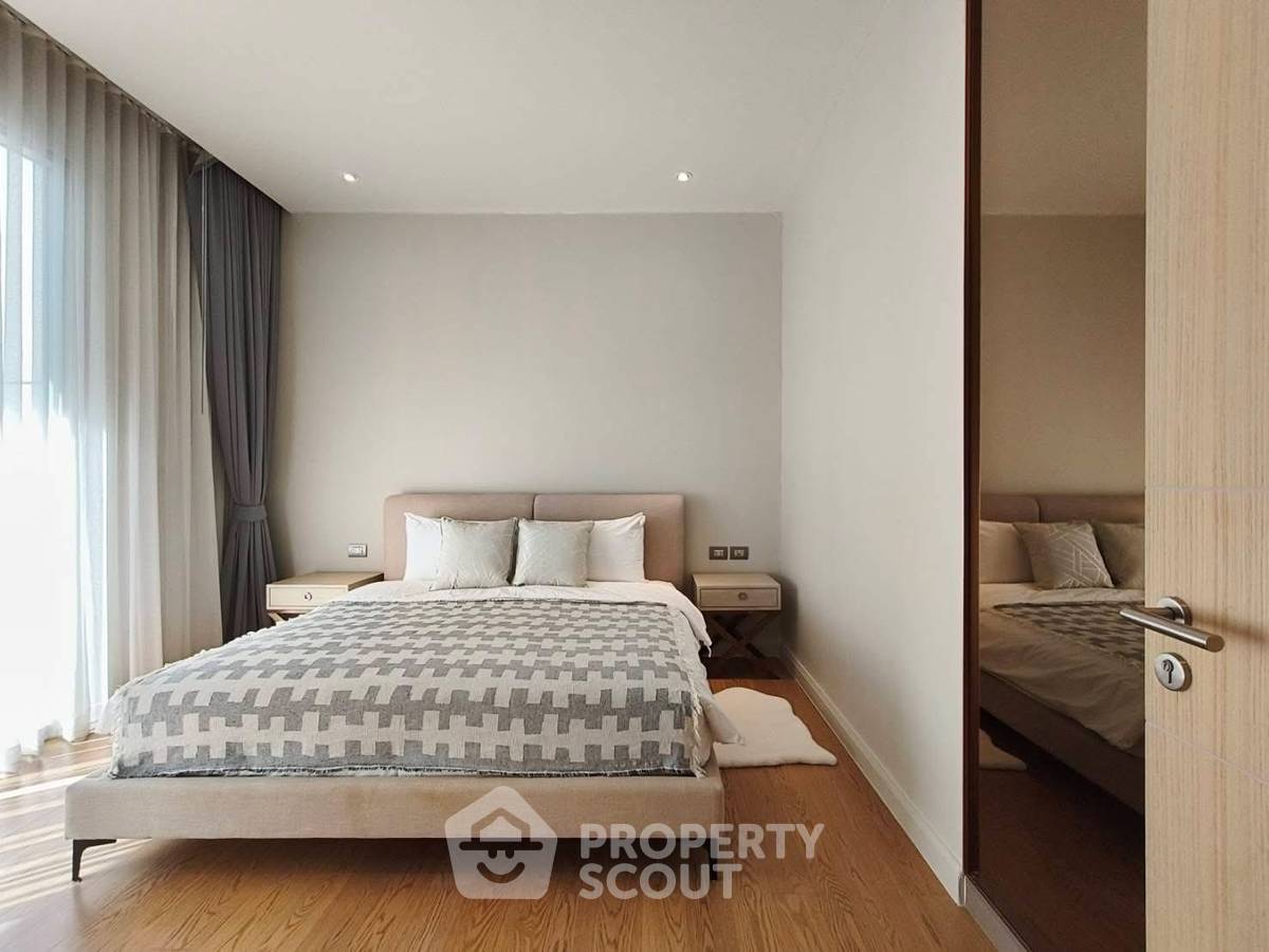 รูป คอนโด 2-ห้องนอน ที่ แมกโนเลียส์ วอเตอร์ฟรอนท์ เรสซิเดนซ์ ใกล้ BTS สะพานตากสิน (ID 2684856) - รูปที่ 10/17