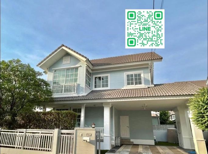 House for Rent at Burasiri Panyaindra, near Satit Pattana School, Fashion Island, and Safari World Beautiful, clean house with fully furnished