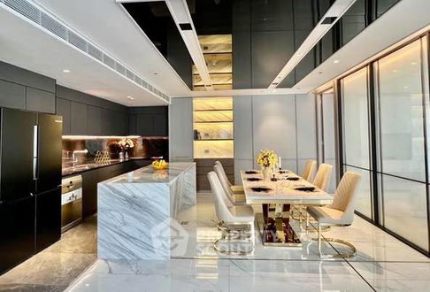 คอนโด 3-ห้องนอน ที่ ฟินน์ สุขุมวิท 31 ใกล้ MRT สุขุมวิท (ID 2324935)