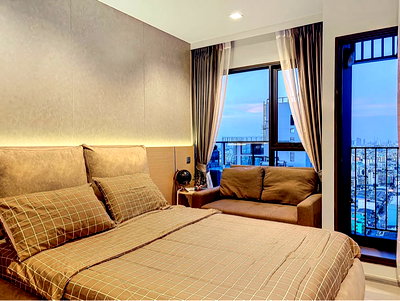 Condos for rent : For Rent – Life Asoke Rama 9 ✨ High Floor | Stunning City View | Only 300 m to MRT Rama 9