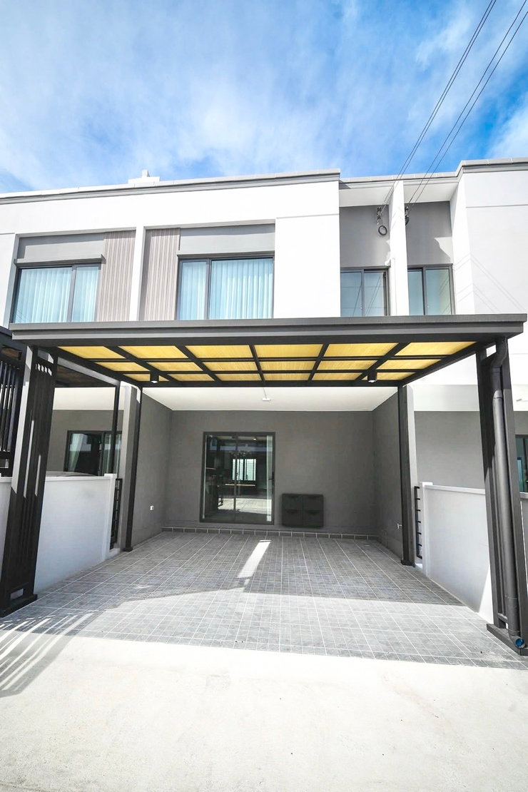 ทาวน์โฮมให้เช่า : ให้เช่าพลีโน่ สุขุมวิท-บางนา 3 (Pleno Sukhumvit-Bangna 3)