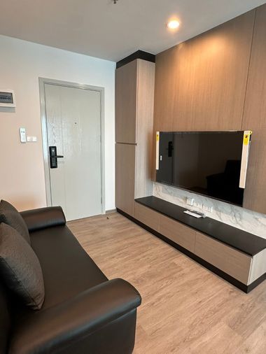 ให้เช่า ห้องตกแต่งสวย พร้อมเข้าอยู่ คอนโด Regent Home Wutthakat ใกล้รถไฟฟ้า BTS วุฒกาศ