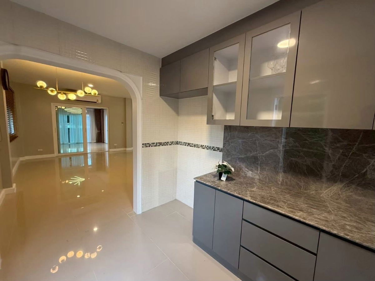 รูป ให้เช่าบ้านเดี่ยว คาซ่าวิลล์ รามอินทรา–หทัยราษฎร์ หลังมุม  รีโนเวทใหม่ทั้งหลัง  ที่ดิน 113 ตร.วา | พื้นที่ใช้สอย 250 ตร.ม. | 4 ห้องนอน / 3 ห้องน้ำ - รูปที่ 11/20