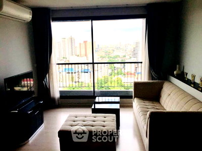 Condos for rent Soi Sukhumvit 71 : 2-BR Condo at Rhythm Sukhumvit 44/1 near BTS Phra Khanong (ID 1451663)