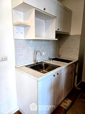 Condos for sale : 1-BR Condo at Thana Arcadia Charansanitwong near MRT Bang Yi Khan (ID 2689535)