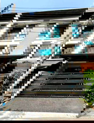 ทาวน์โฮม ม.รามคำแหง : ทาวน์โฮมใกล้ MRT สีส้ม รามคำแหง เชื่อมต่อได้ทั้งเส้น เลียบทางด่วน - รามคำแหง - พระราม 9 🚘