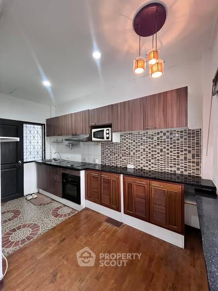 รูป คอนโด 1-ห้องนอน ที่ บ้านสวนลลนา ใกล้ เมืองพัทยา (ID 2685242) - รูปที่ 3/16