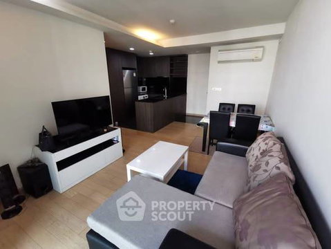 คอนโด 2-ห้องนอน ที่ เวีย 49 ใกล้ BTS พร้อมพงษ์ (ID 2680698)