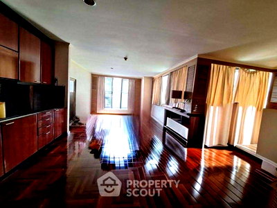 Condos for sale BTS Phrom Phong : 2-BR Condo at Lake Avenue Sukhumvit 16 near BTS Asok (ID 2365860)