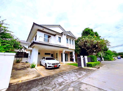 บ้านเดี่ยวให้เช่า : 49,000.- ให้เช่าบ้านเดี่ยว ติดทะเลสาป / มัณฑนา เลค วัชรพล สุขาภิบาล 5 สายไหม / ใกล้ทางด่วน จตุโชติ