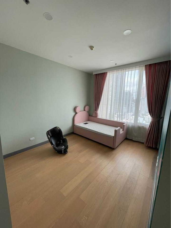 รูป LTH14561 – Condo for Rent | The Empire Place | 183 sqm | 3 Beds 4 Baths | Near BTS Chong Nonsi | 110K/Month | คอนโดให้เช่า ดิ เอ็มไพร์ เพลส - รูปที่ 8/10