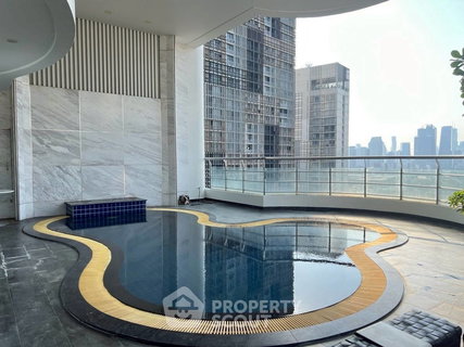 3-BR Condo at Le Raffine Sukhumvit 24 Condominium near BTS Phrom Phong (ID 2686261)