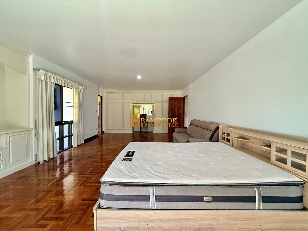 รูป Spacious 4 Bedroom House For Rent in Thonglor Area - BR28328SH - รูปที่ 19/39