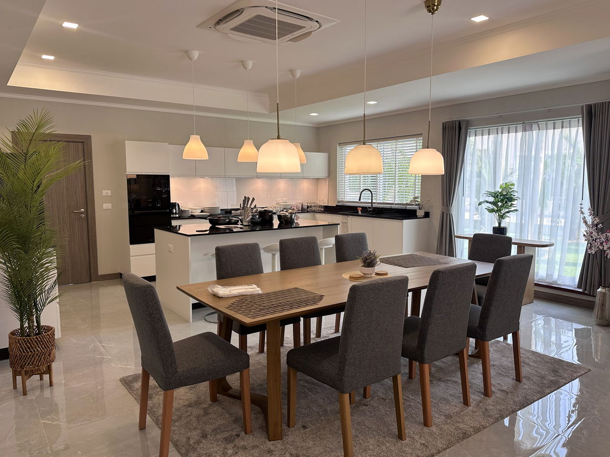 รูป 5 Bedroom Luxury Pool Villa Mabprachan Lake Pattaya - รูปที่ 5/12