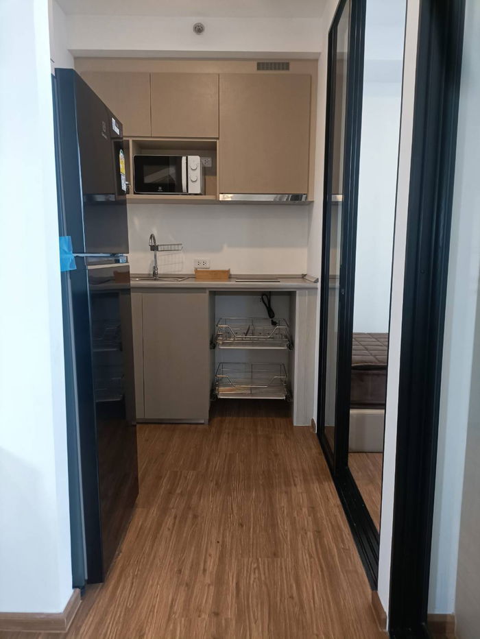 รูป ให้เช่าห้องสวย แต่งพร้อมเฟอร์ครบ วิวดี การเดินทางสะดวก ติดสถานีอินเตอร์เชนจ์ มีนบุรี - คอนโด ดิ ออริจิ้น รามฯ 209 อินเตอร์เชนจ์  - รูปที่ 10/11