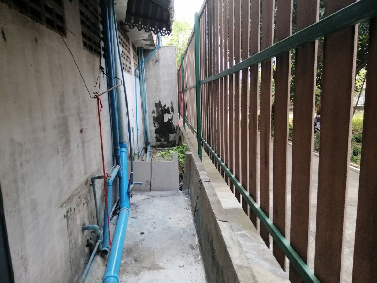 รูป ติดถนนใหญ่ ใกล้รถไฟฟ้า MRT คลองบางไผ่ 700 เมตร เช่าตึกแถว บางบัวทอง 2 คูหา ติด ถนนกาญจนาภิเษก - รูปที่ 21/30