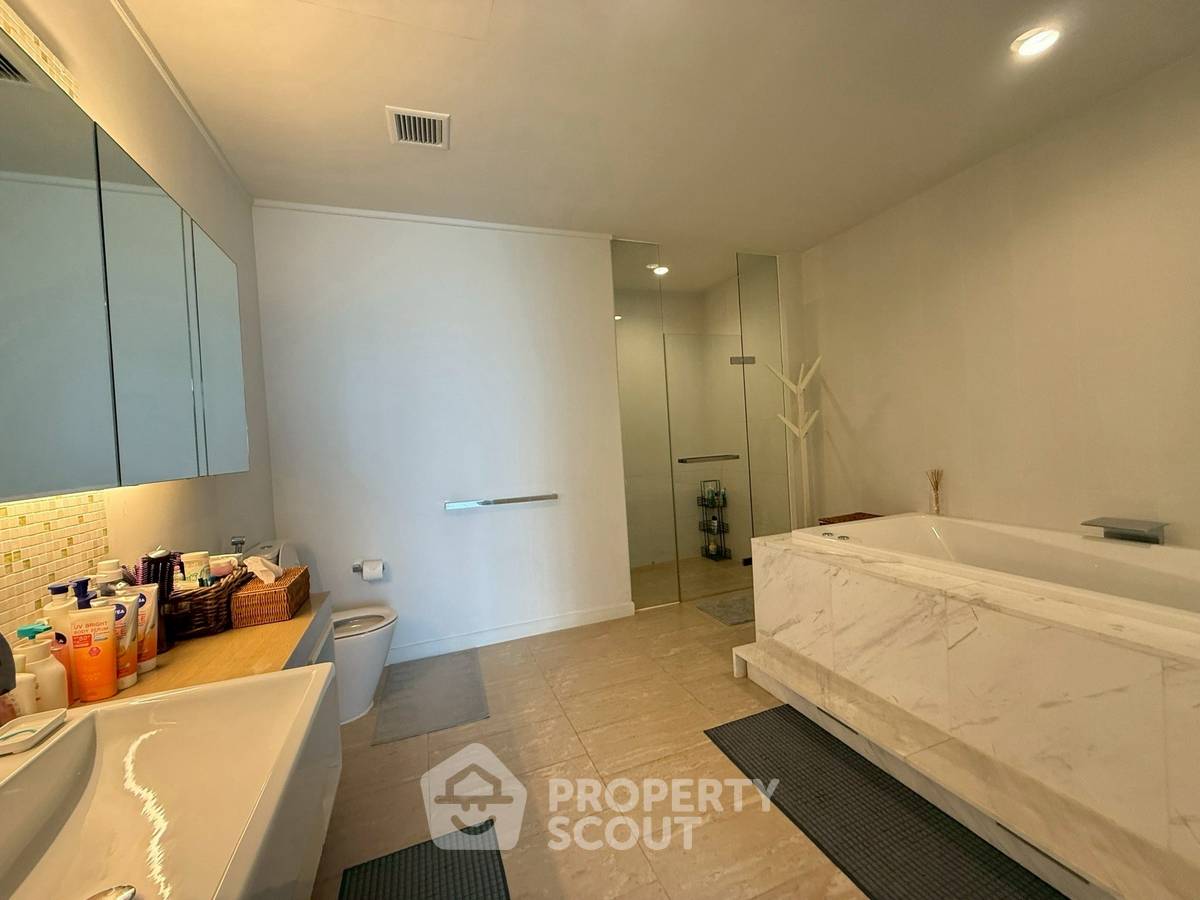 รูป คอนโด 3-ห้องนอน ที่ นอร์ทพอยท์ คอนโดมิเนี่ยม ใกล้ วงศ์อมาตย์ (ID 2689040) - รูปที่ 8/9