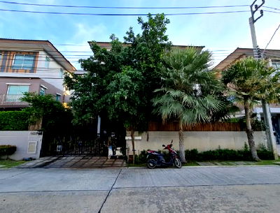 Houses for sale Nonthaburi : FOR SALE  HOUSE PROPERTY  7200000 BAHT.