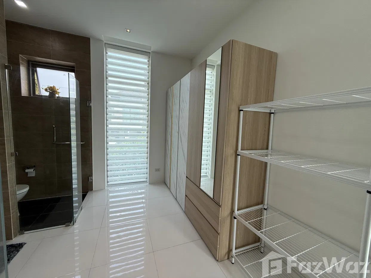 picture Modern Fully Renovated Villa with Private Pool & Rooftop in 6075452 - 24/42