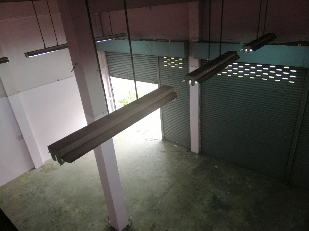 รูป ติดถนนใหญ่ ใกล้รถไฟฟ้า MRT คลองบางไผ่ 700 เมตร เช่าตึกแถว บางบัวทอง 2 คูหา ติด ถนนกาญจนาภิเษก - รูปที่ 19/30