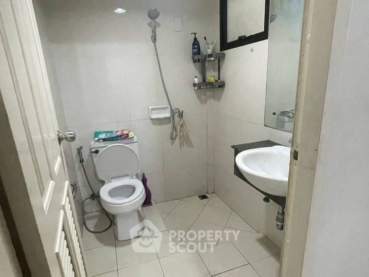 picture 3-BR Townhouse in Tha Raeng (ID 2677771) - 5/9