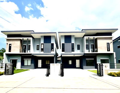 บ้านเดี่ยว ชลบุรี : 4 Bedroom Modern Family Home North Pattaya