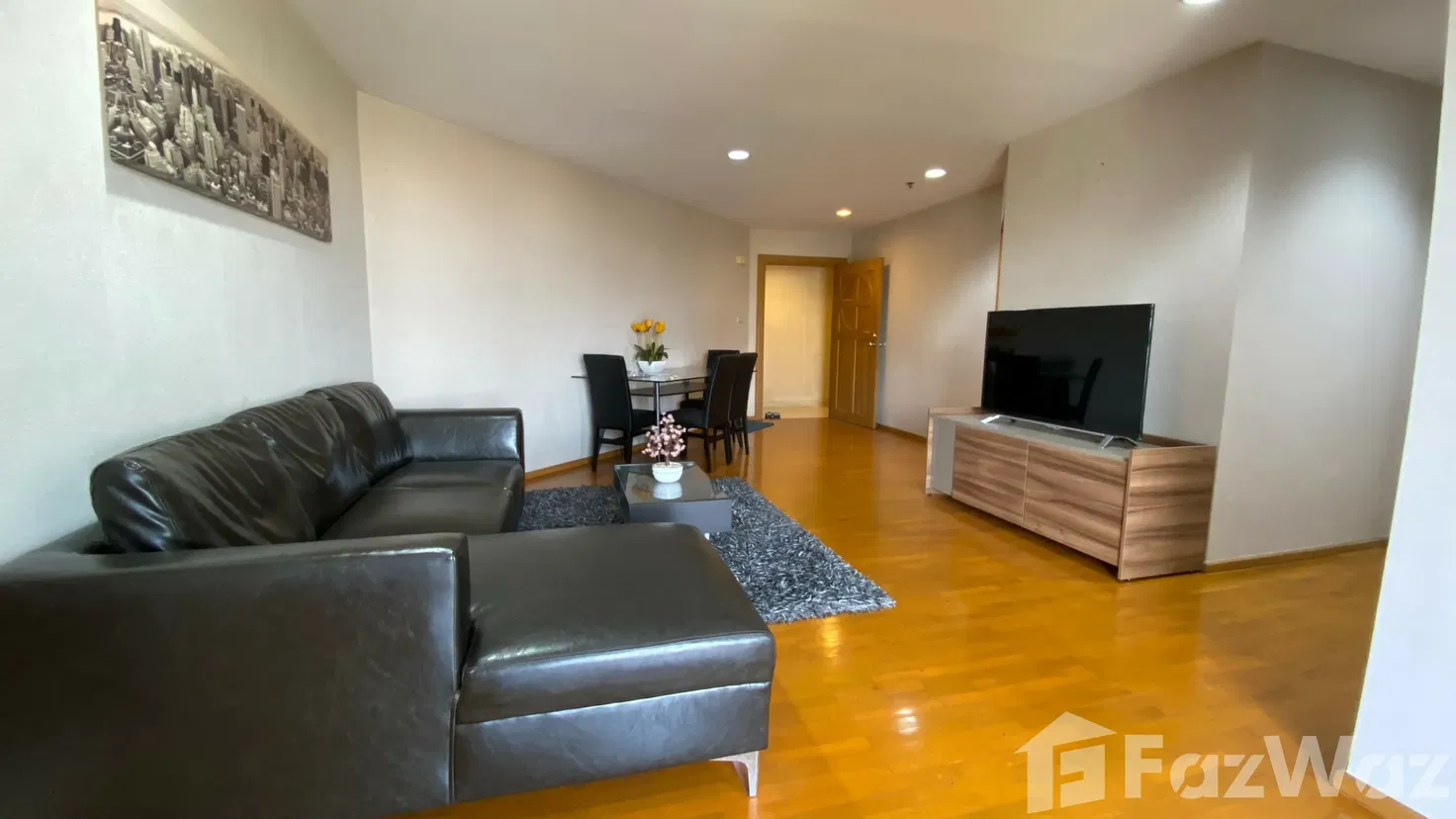 รูป คอนโดให้เช่า 3 ห้องนอน ในโครงการ ริเวอร์ เฮเว่น 967248 - รูปที่ 1/29