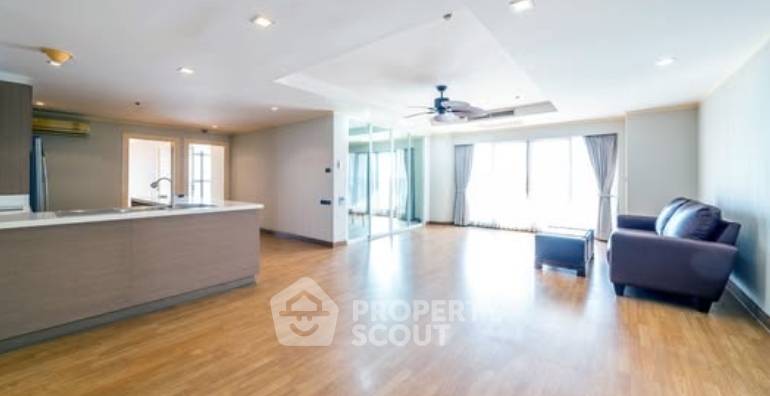 รูป คอนโด 4-ห้องนอน ที่ ณุศา สเตท ทาวเวอร์ คอนโดมิเนียม ใกล้ BTS สะพานตากสิน (ID 2679169) - รูปที่ 1/5