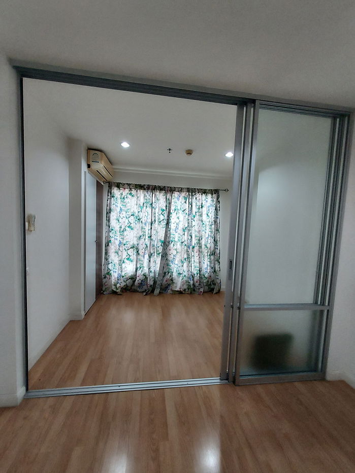 รูป ขายด่วน!!! คอนโดลุมพินีวิลล์ แจ้งวัฒนะ - ปากเกร็ด ติดต่อ 088 242 1875 - รูปที่ 5/18