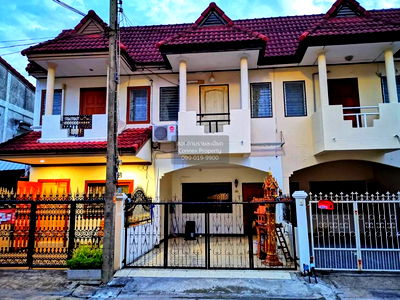 Townhouses for sale วิทยาลัยเทคนิคดอนเมือง : For Sale Townhouse/Townhome  , Natthakan Village 4 , Lak Hok , Mueang Pathum Thani , Pathum Thani , CX-147452 ✅ Live chat with us ADD LINE @connexproperty ✅