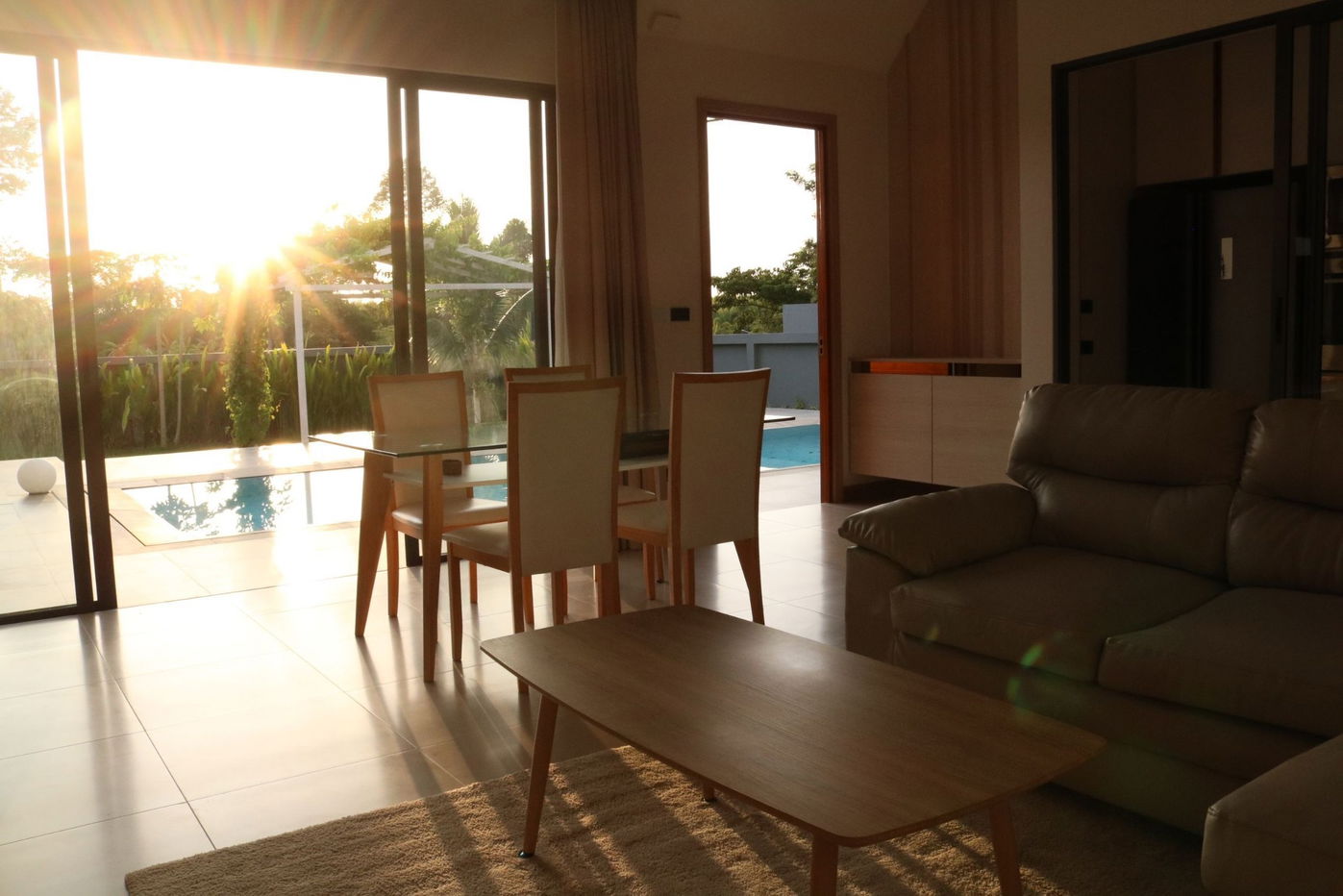 รูป Pool Villa 4 Bedroom Huai Yai Pattaya - รูปที่ 6/8