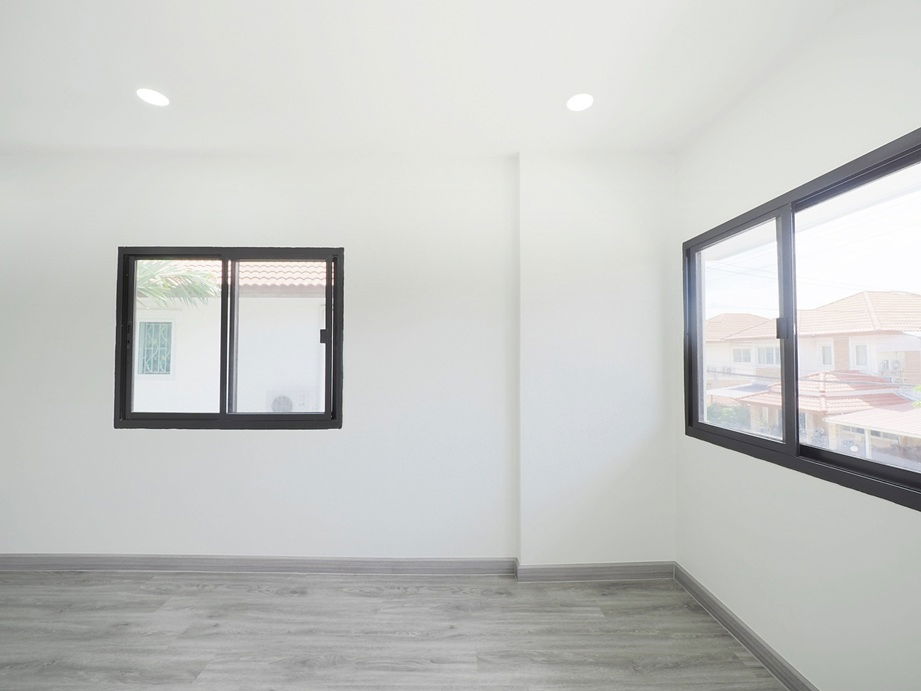 รูป ขายบ้านแฝดรีโนเวทใหม่ หลังใหญ่ ถนนเมน ม.เติมรัก 3 บ้านกล้วย–ไทรน้อย - รูปที่ 29/39