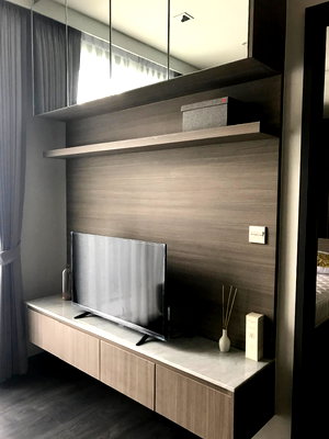 คอนโดให้เช่า : 🌟 The edge Sukhumvit 23
Size 30 SQ.M Type 1 Bedroom 1 Bathroom On the 4thFloor Rental.24,000 THB