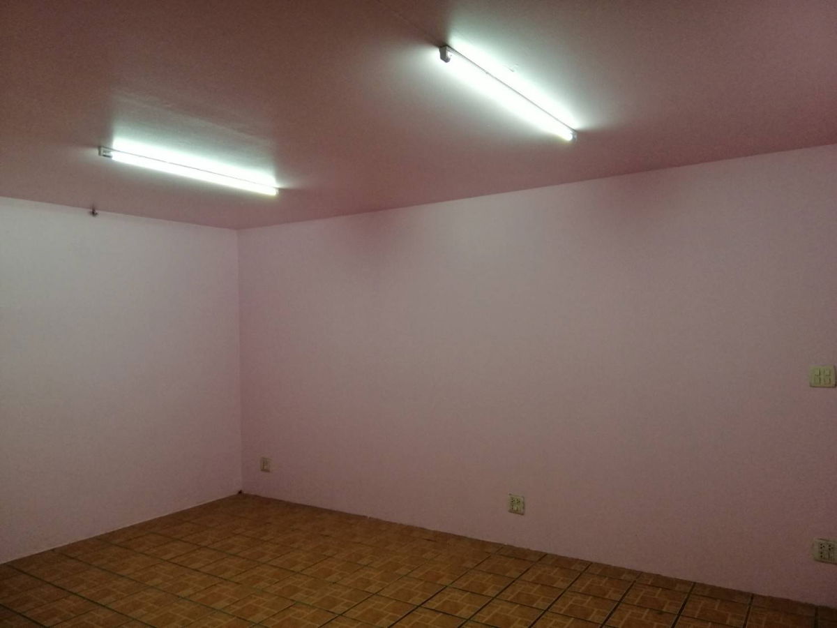 รูป ติดถนนใหญ่ ใกล้รถไฟฟ้า MRT คลองบางไผ่ 700 เมตร เช่าตึกแถว บางบัวทอง 2 คูหา ติด ถนนกาญจนาภิเษก เหมาะทำออฟฟิศ โกดังเก็บสินค้า - รูปที่ 19/30