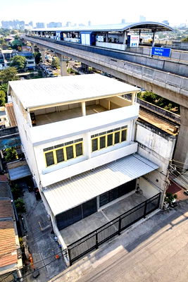 เช่าอาคารพาณิชย์ ไบเทค บางนา : คุณคือคนแรก ถ.สุขุมวิท 107 BTSแบริ่ง 1.4กม. อาคาร 4 ชั้น 5นอน 3 น้ำ อาคารสำนักงาน 2 คูหา135 ตร.ว.540 ตร.ม.