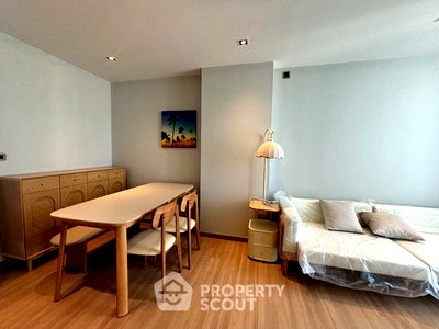 Condos for sale Town in town : 1-BR Condo at U Charoen Residence Town In Town in Phlapphla (ID 2690829)