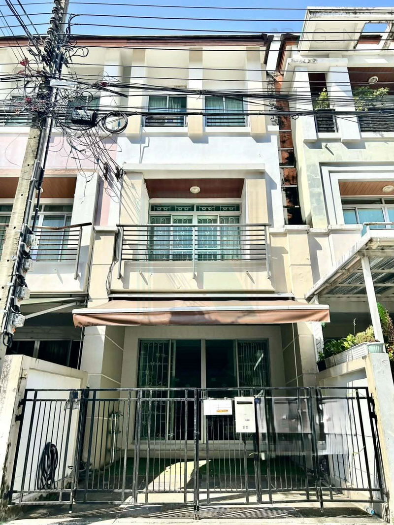 ทาวน์โฮมให้เช่า : 📌 ให้เช่าทาวน์เฮาส์ 3 ชั้น บ้านกลางเมือง เดอะ ปารีส พระราม 9-รามคำแหง 3 ห้องนอน 3 ห้องน้ำ