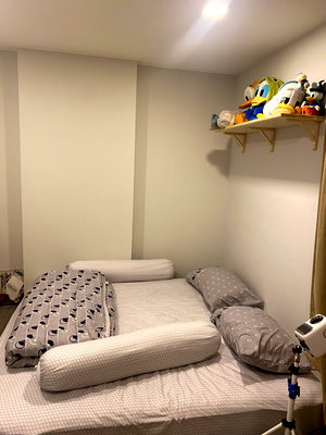 ขายคอนโด : ขายคอนโด The Nigh Condo(ปิ่นเกล้า-จรัญฯ) ห้อง 1 BED PLUS(1ห้องนอน+1ห้องเอนกประสงค์) พร้อมเฟอร์นิเจอร์ ปูกระเบื้องเคาน์เตอร์ครัวแล้ว
