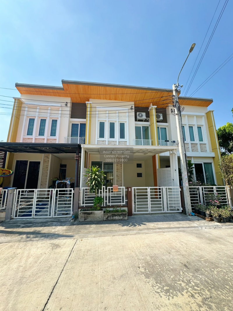 ทาวน์โฮมให้เช่า : เช่าทาวน์เฮ้าส์/ทาวน์โฮม โกลเด้น ทาวน์ เฉลิมพระเกียรติ - สวนหลวง ดอกไม้ เขต ประเวศ กรุงเทพ CX-147358 ✅ ทักไลน์ @connexproperty ตอบทันที ทีมงานมืออาชีพ ✅