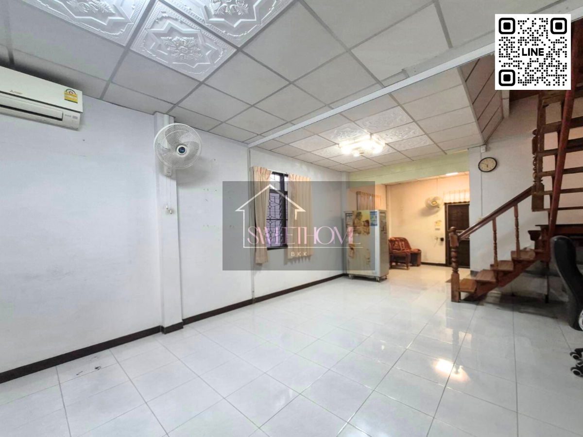 รูป หาบ้านราชพฤกษ์งบไม่ถึง 3 ล. ได้พื้นที่เยอะ ต้องหลังนี้เท่านั้น!! ทาวน์โฮมทำเลราชพฤกษ์ มบ.อิ่มอัมพรราชพฤกษ์ - รูปที่ 3/16